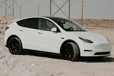 tesla model y best selling car q1 2023 thumbnail