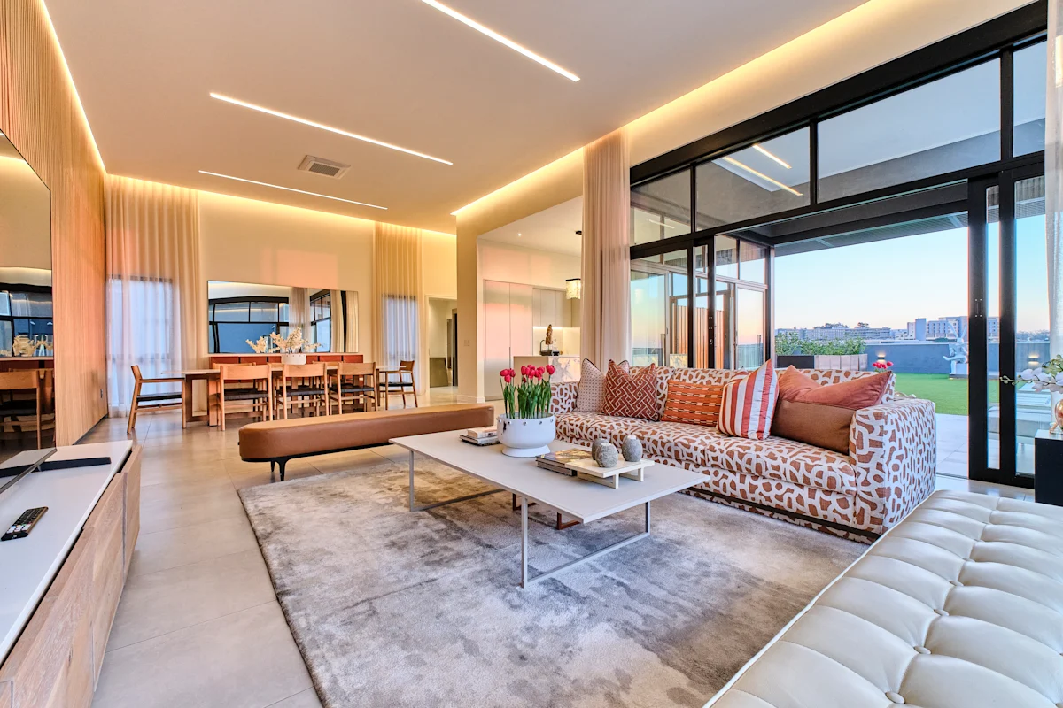 The-Emerald-Penthouse-Banner-1900x760