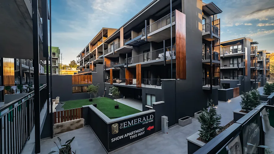 Gallery 0000s 0002 DIV 0576