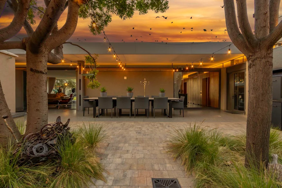 51a Outdoor entretainment