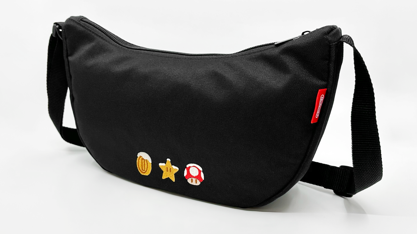 冬季休閒側背包背面細節