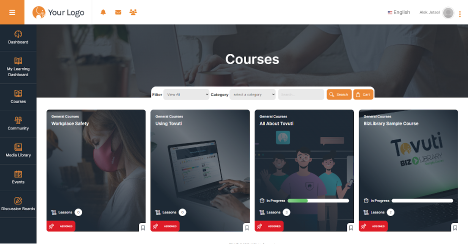 A view of the course selection and customization screen in LMS Tovuti