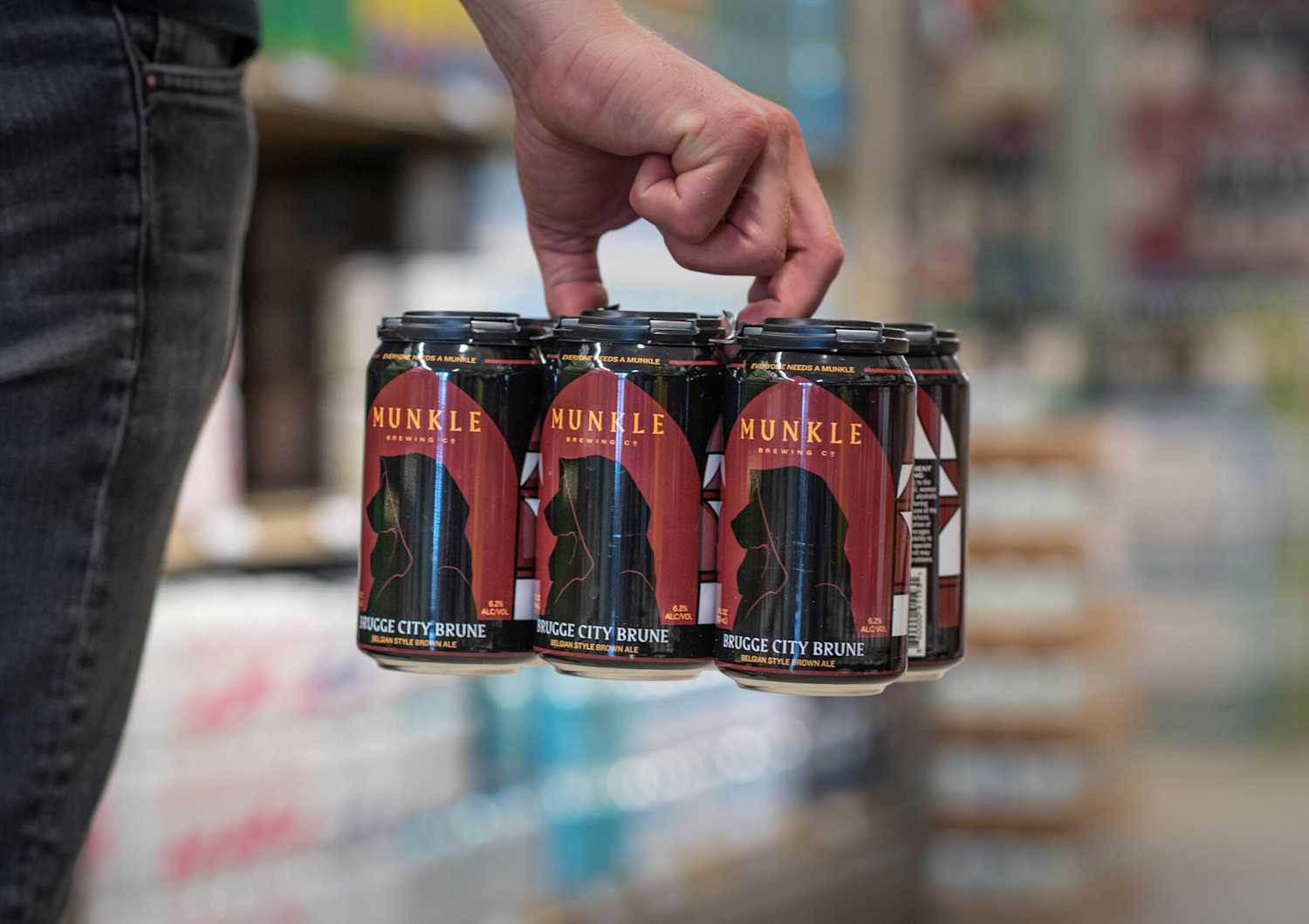 Photo and video production for Bottles Beverage Superstore Obviouslee