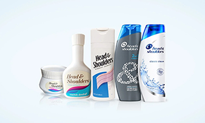 bouteilles de produits head & shoulders alignés