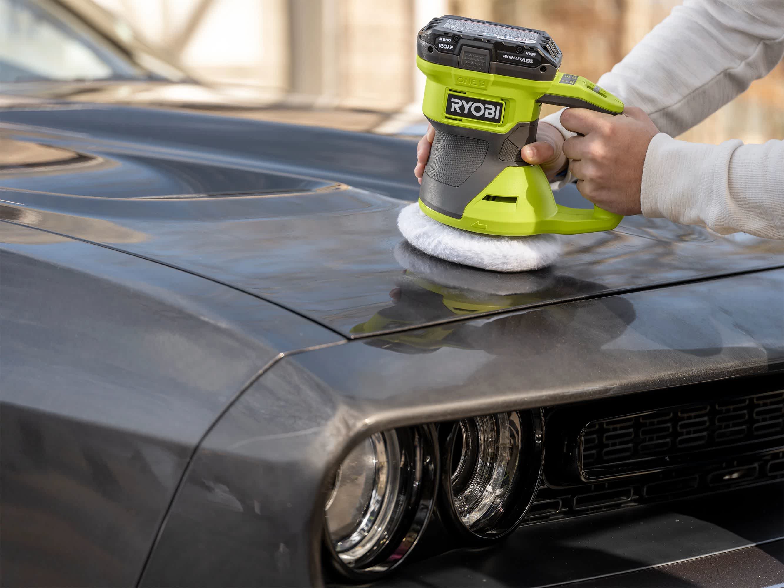 Product Features Image for 18V ONE+ 6” TWO SPEED ORBITAL BUFFER (TOOL ONLY).