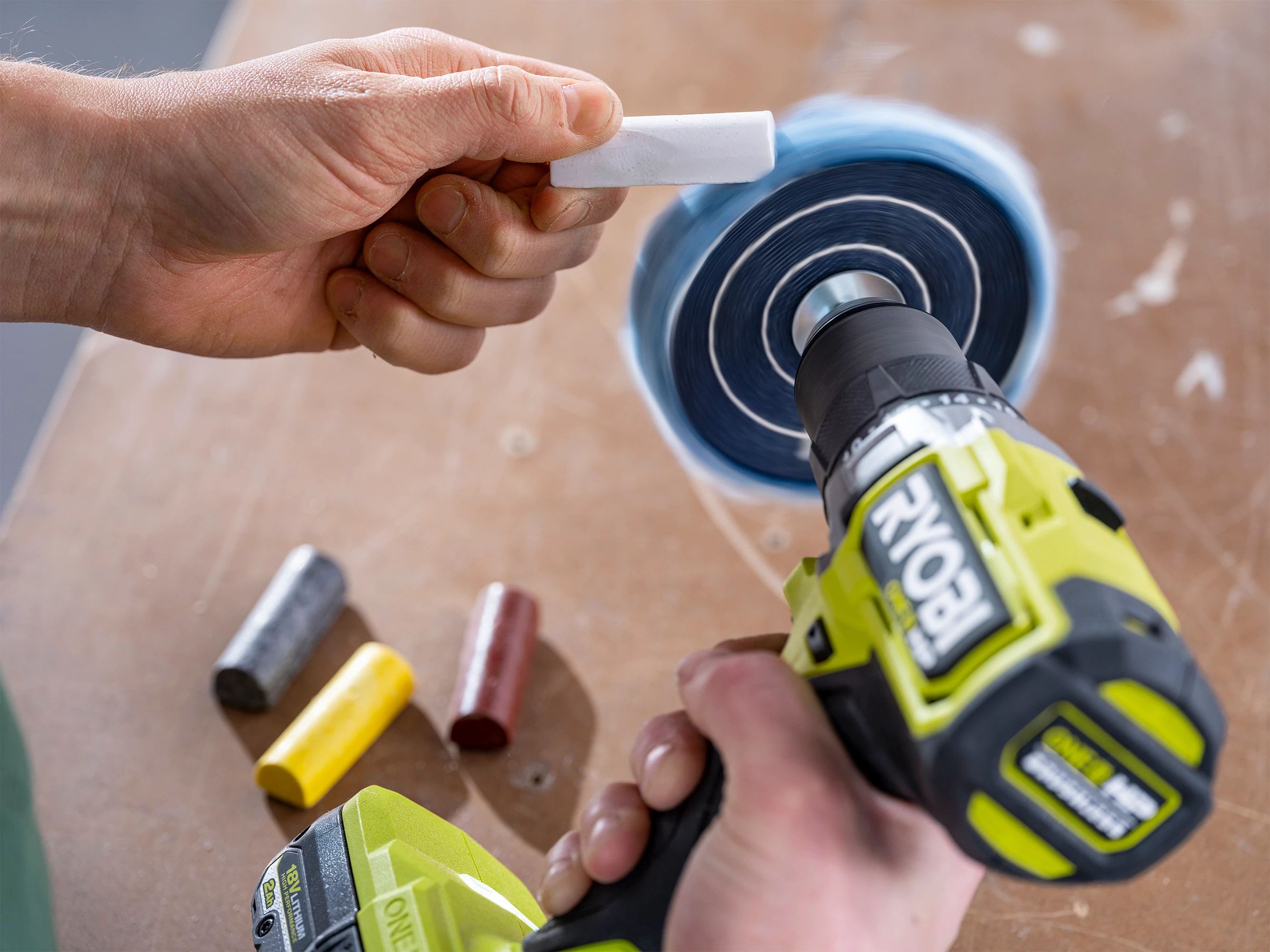 Product Features Image for 6 PC. METAL CLEANING COMPOUND SET.