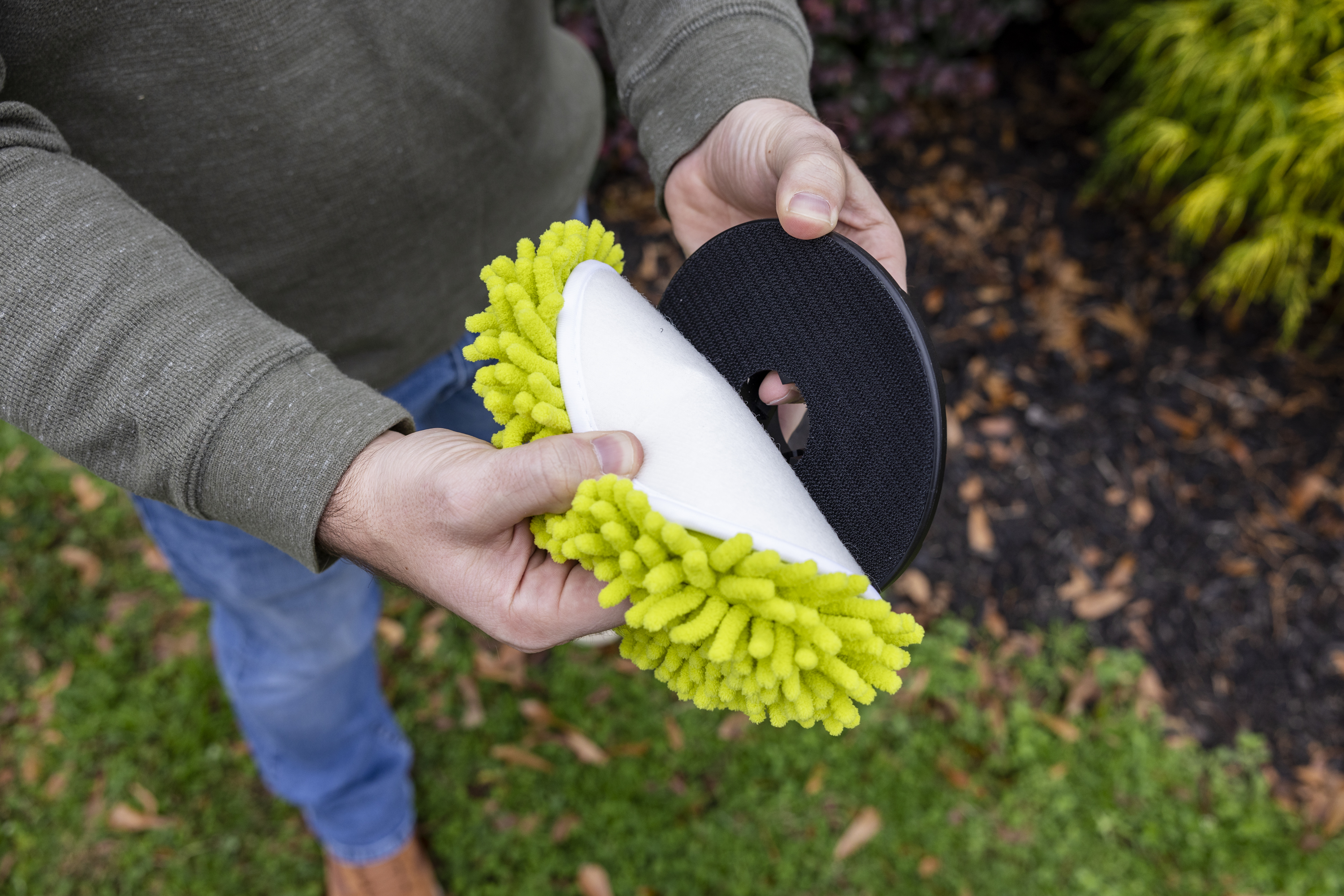 Product Features Image for 3 PC. 6" MICROFIBER CLEANING KIT.