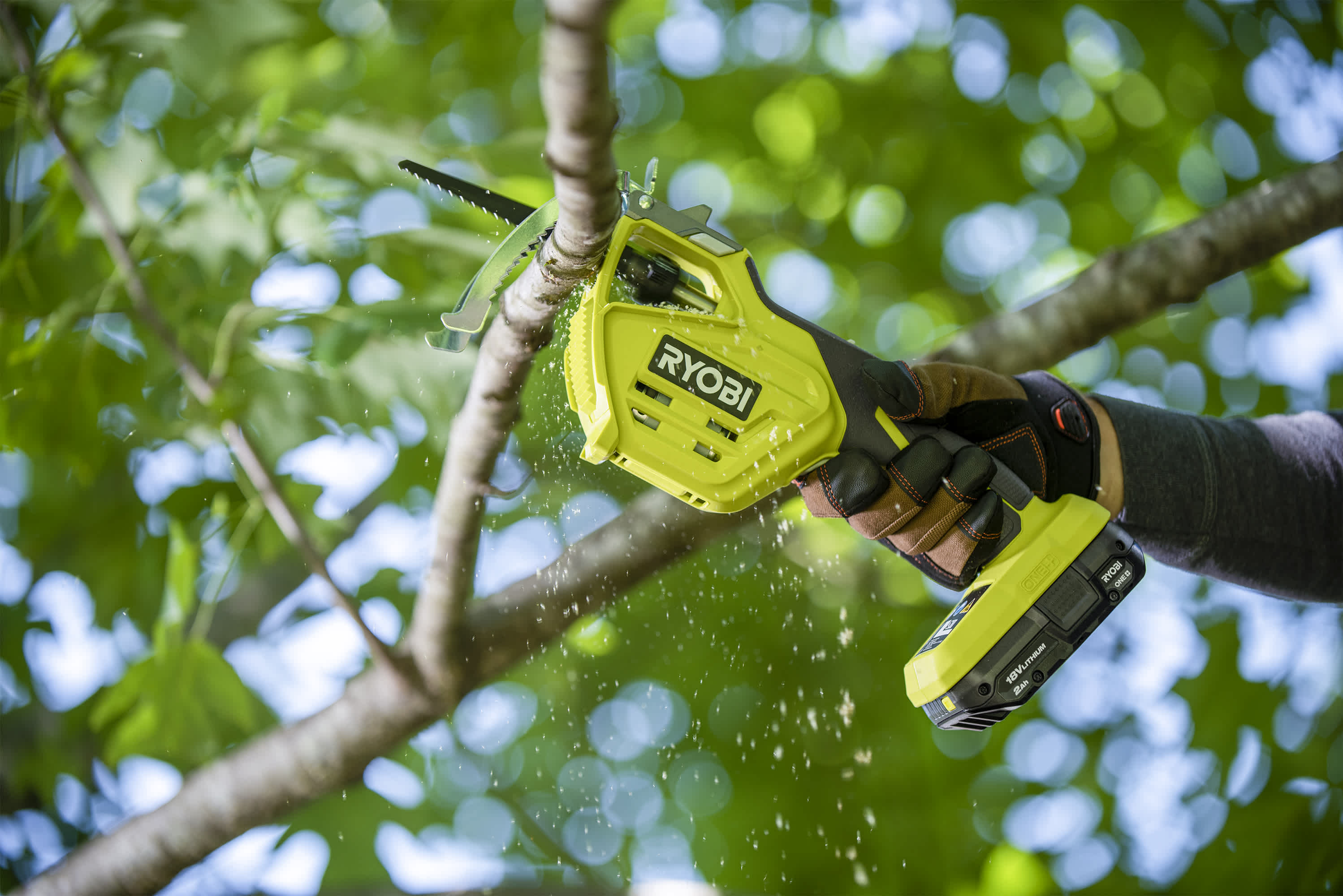Product Features Image for 18V ONE+ ONE-HANDED PRUNING RECIPROCATING SAW KIT.