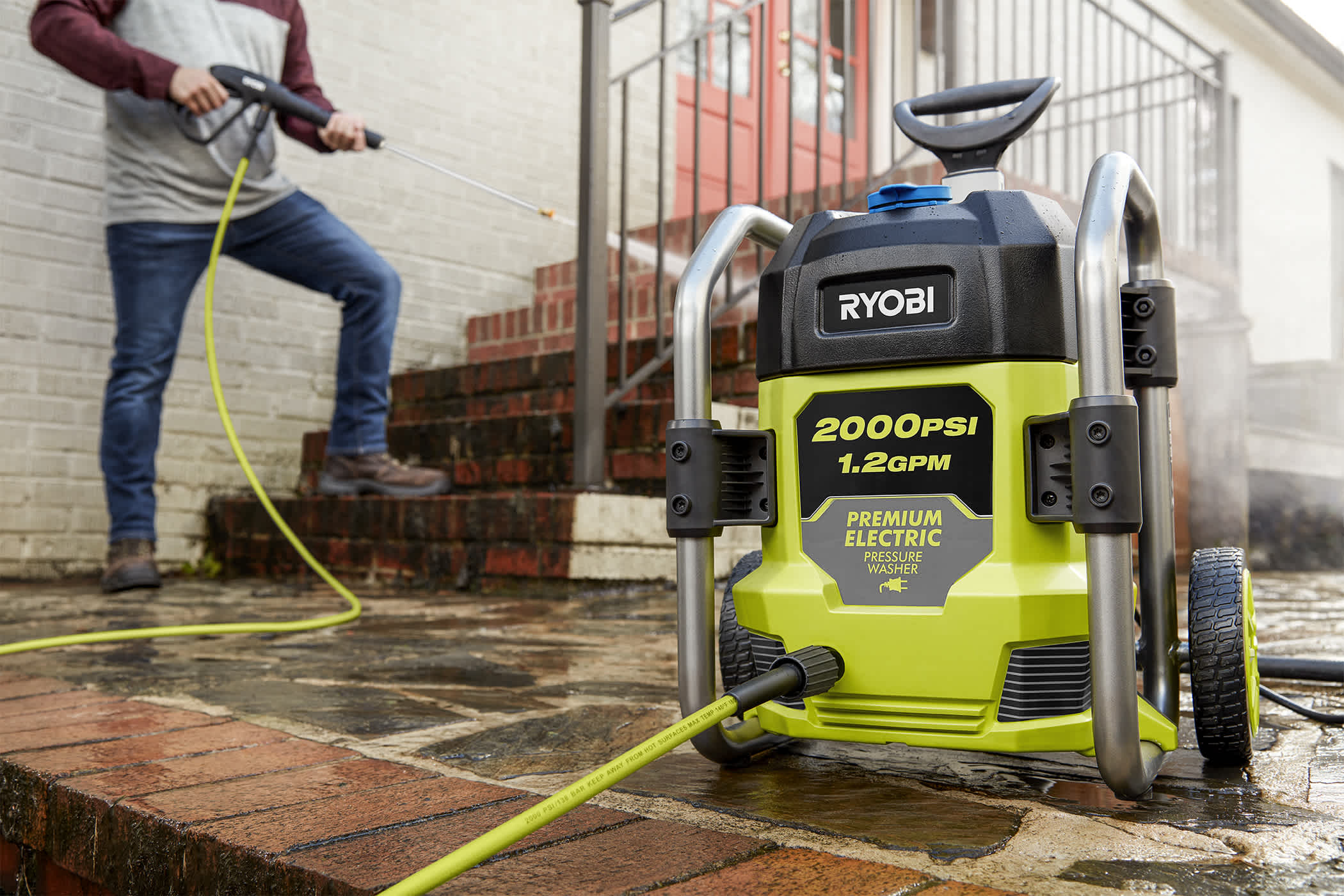 Product Features Image for 2000 PSI 1.2 GPM COLD WATER ELECTRIC PRESSURE WASHER.