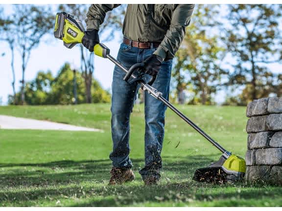 Product Features Image for 40V HP Brushless Whisper-Series 17-inch String Trimmer (Tool-Only).