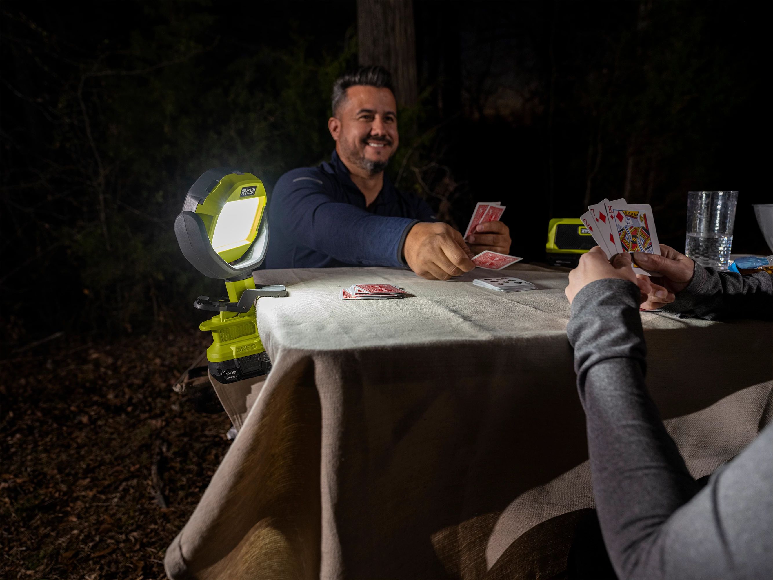 Product Features Image for 18V ONE+ LED CLAMP LIGHT.