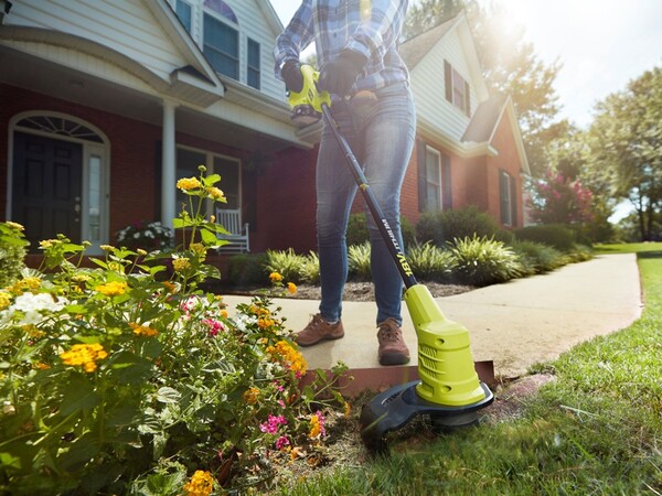 Product Features Image for 18V ONE+ Lithium-Ion Cordless 10-inch String Trimmer with 1.5Ah Battery and Charger.
