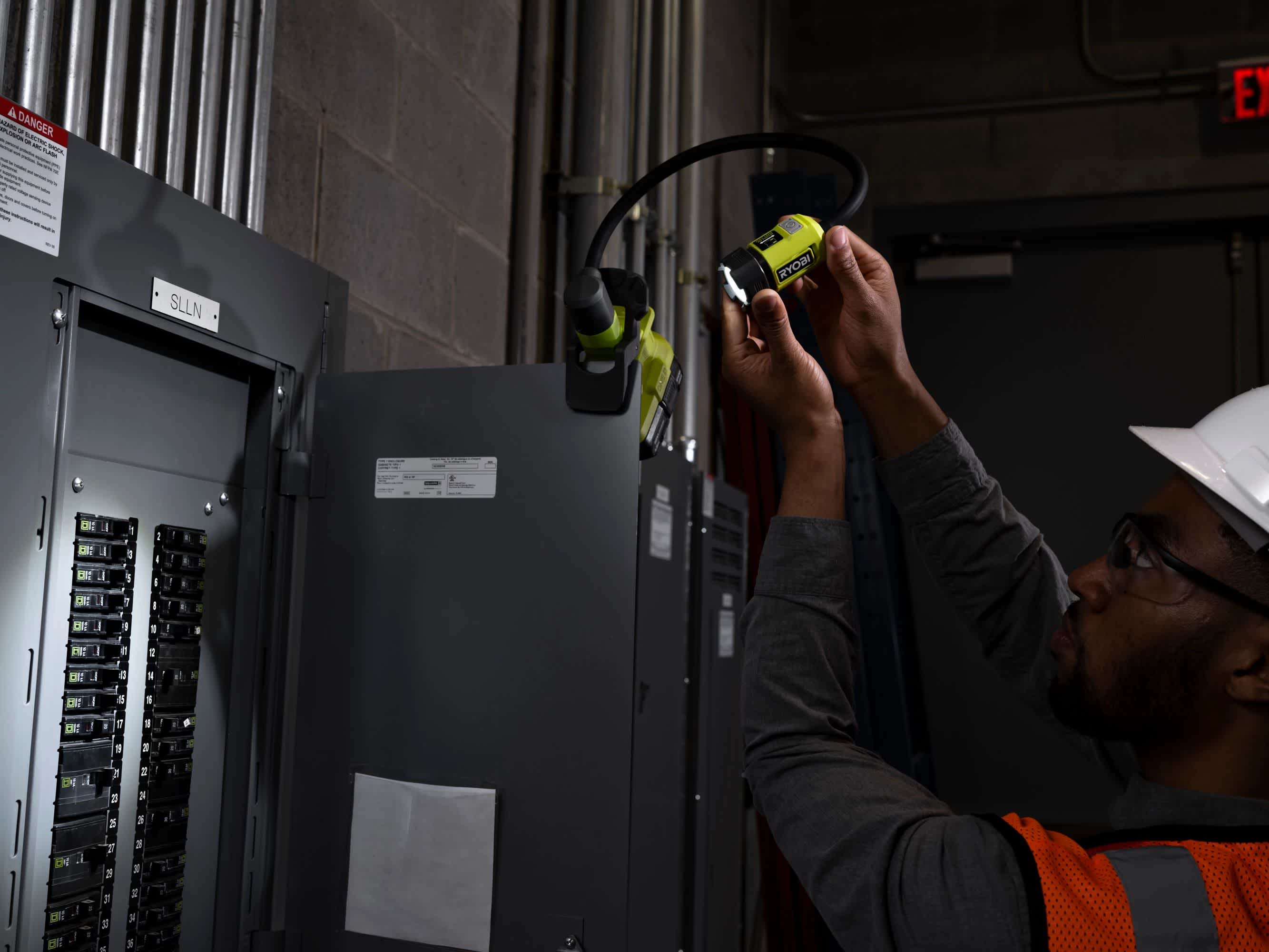 Product Features Image for 18V ONE+ FLEXIBLE LED CLAMP LIGHT.