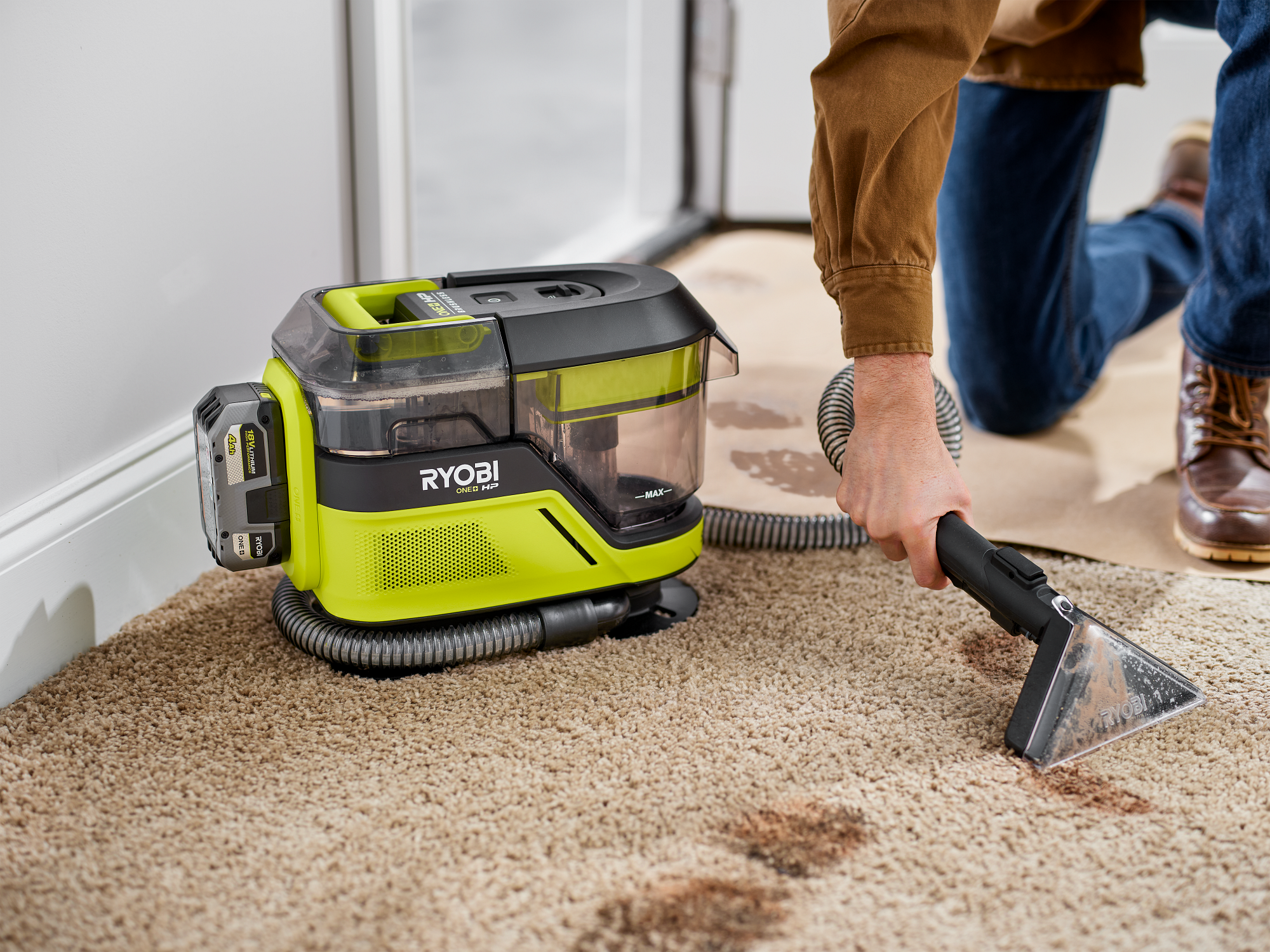 RAID　美品　22EXIST2500S RYOBI 7 in. 3PC SWIFTClean Mid-Size Spot Cleaner Accessory Kit