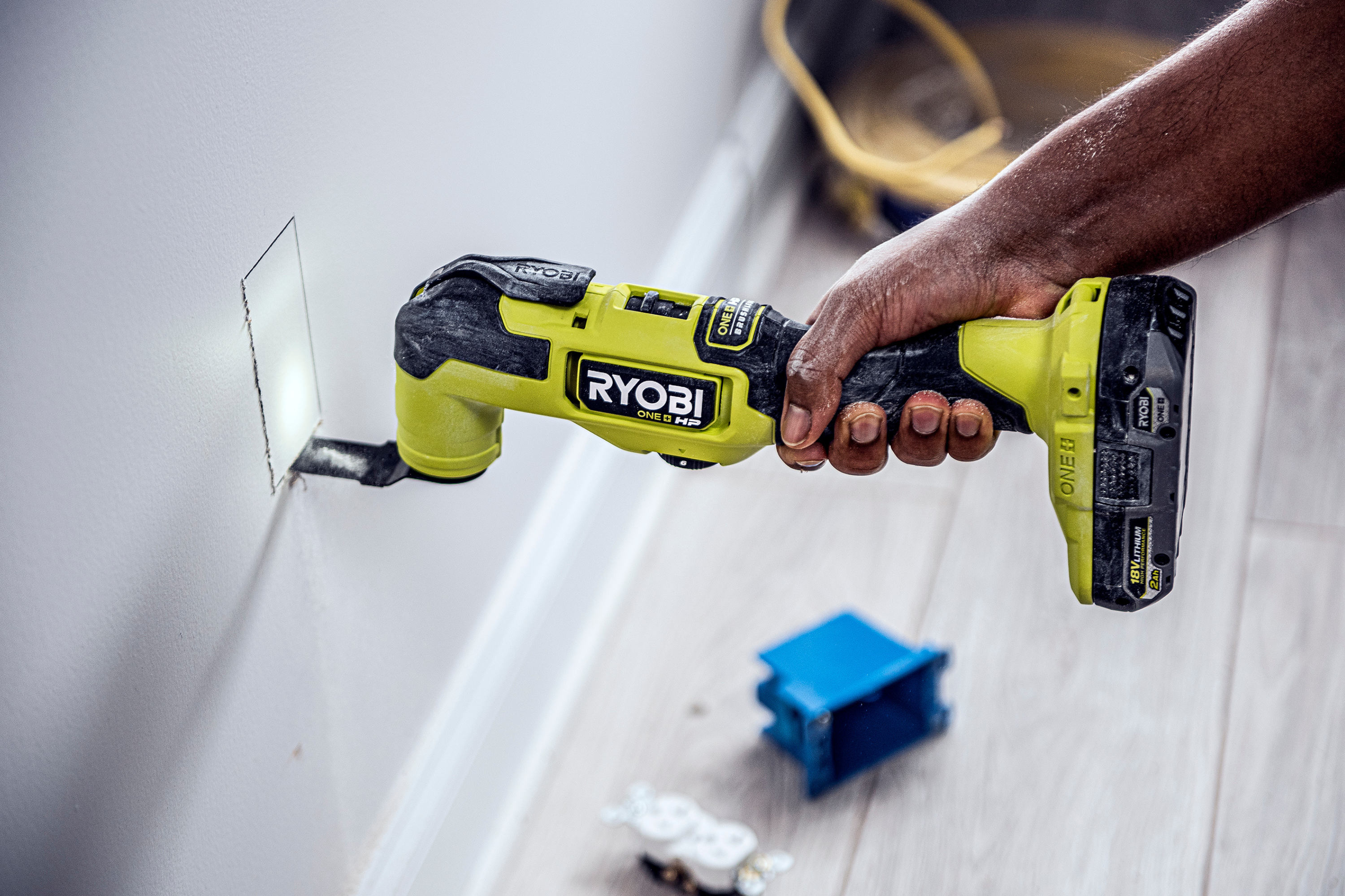 Product Features Image for 4 PC. WOOD OSCILLATING MULTI-TOOL BLADE SET.