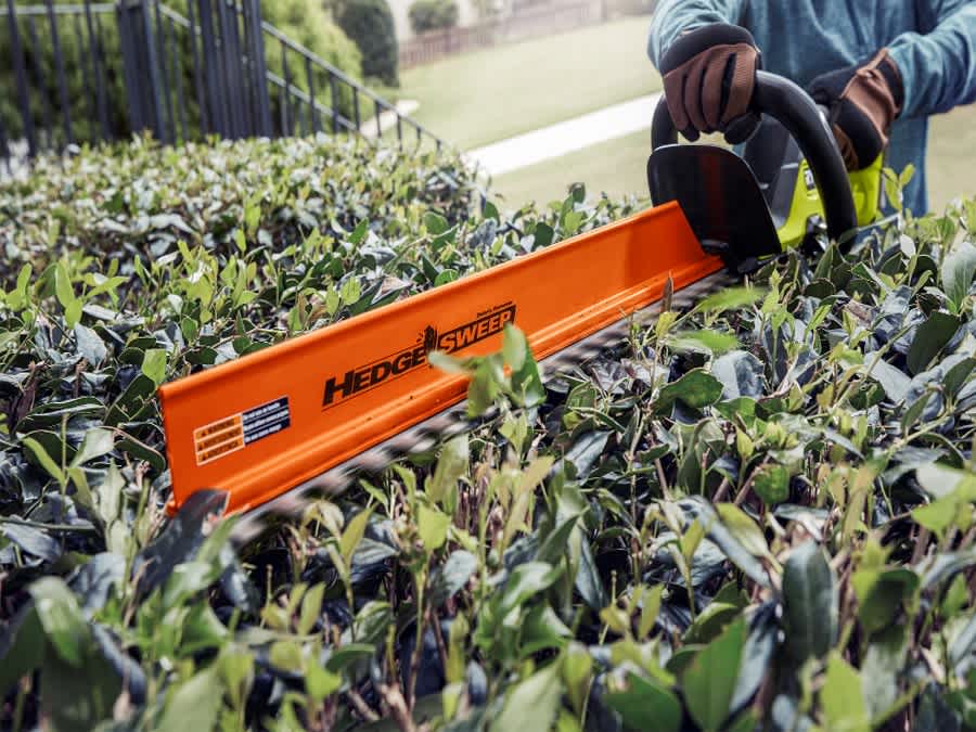 Product Features Image for 18V ONE+ HP BRUSHLESS 22" CORDLESS HEDGE TRIMMER KIT.