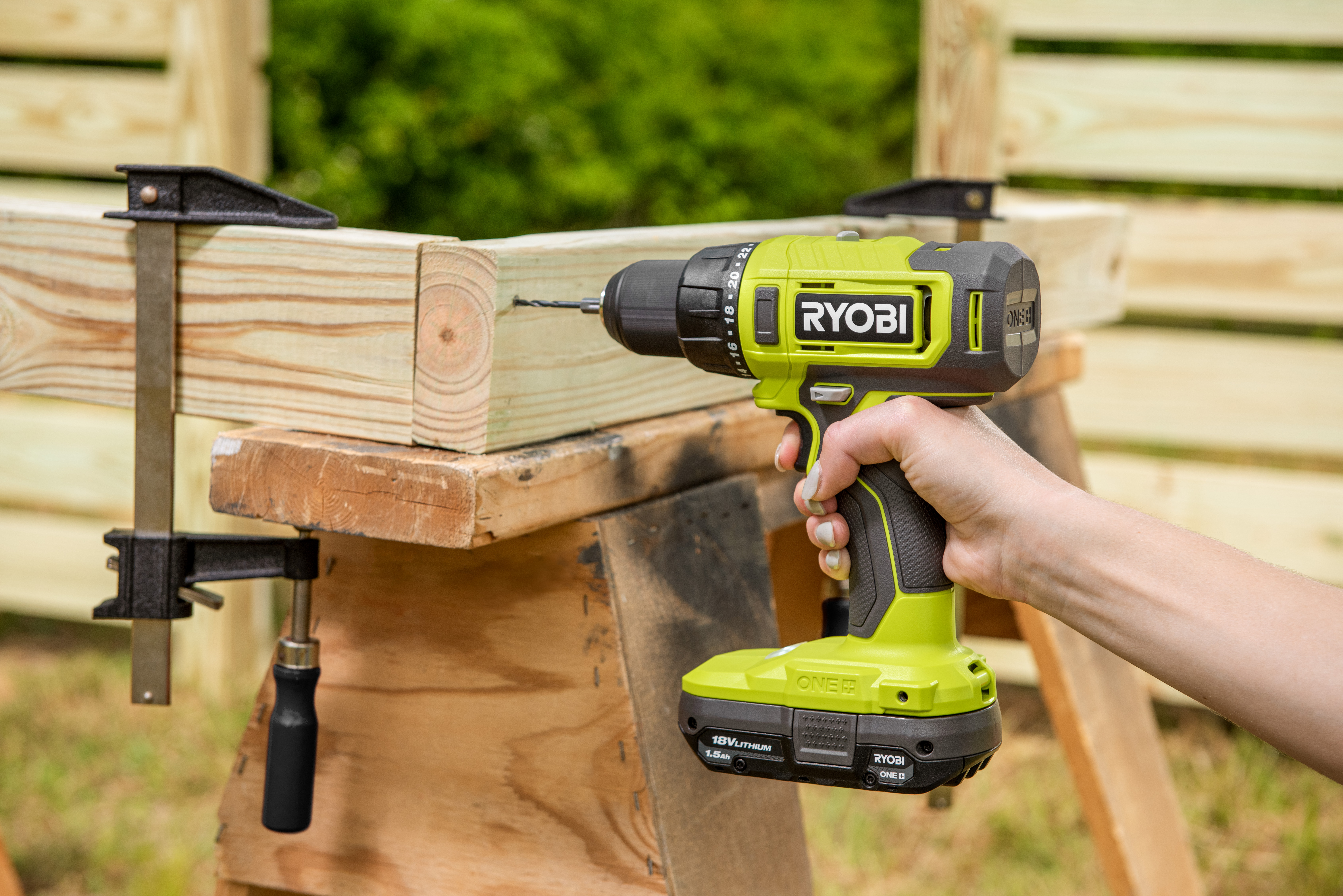Product Features Image for 18V ONE+ 2-TOOL COMBO KIT.
