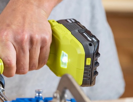 Product Features Image for 18V ONE+ 2-TOOL COMBO KIT.