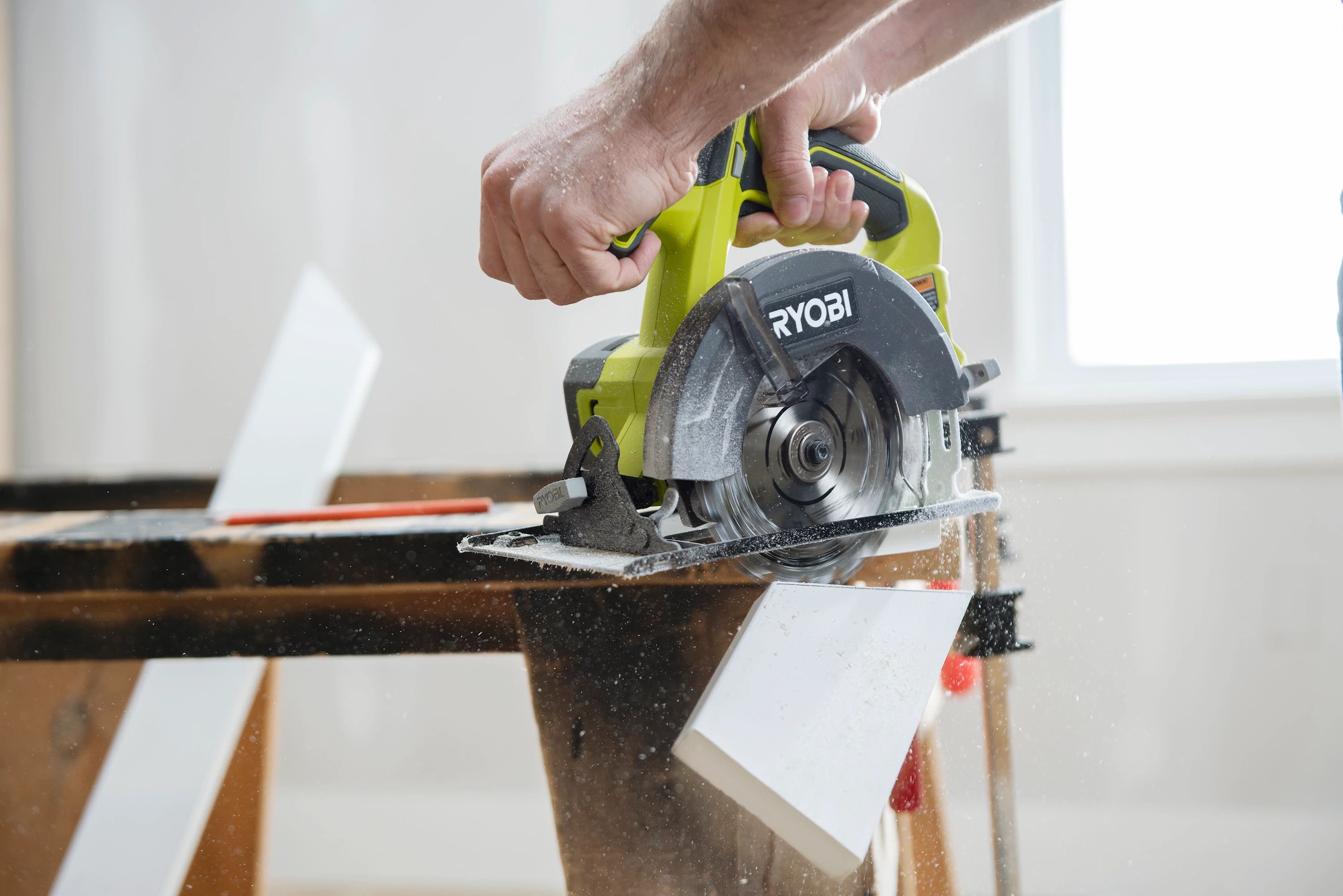 Product Features Image for 18V ONE+ 6-TOOL COMBO KIT.