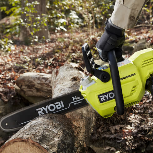 Product Features Image for 40V 14" BRUSHLESS Chain Saw.