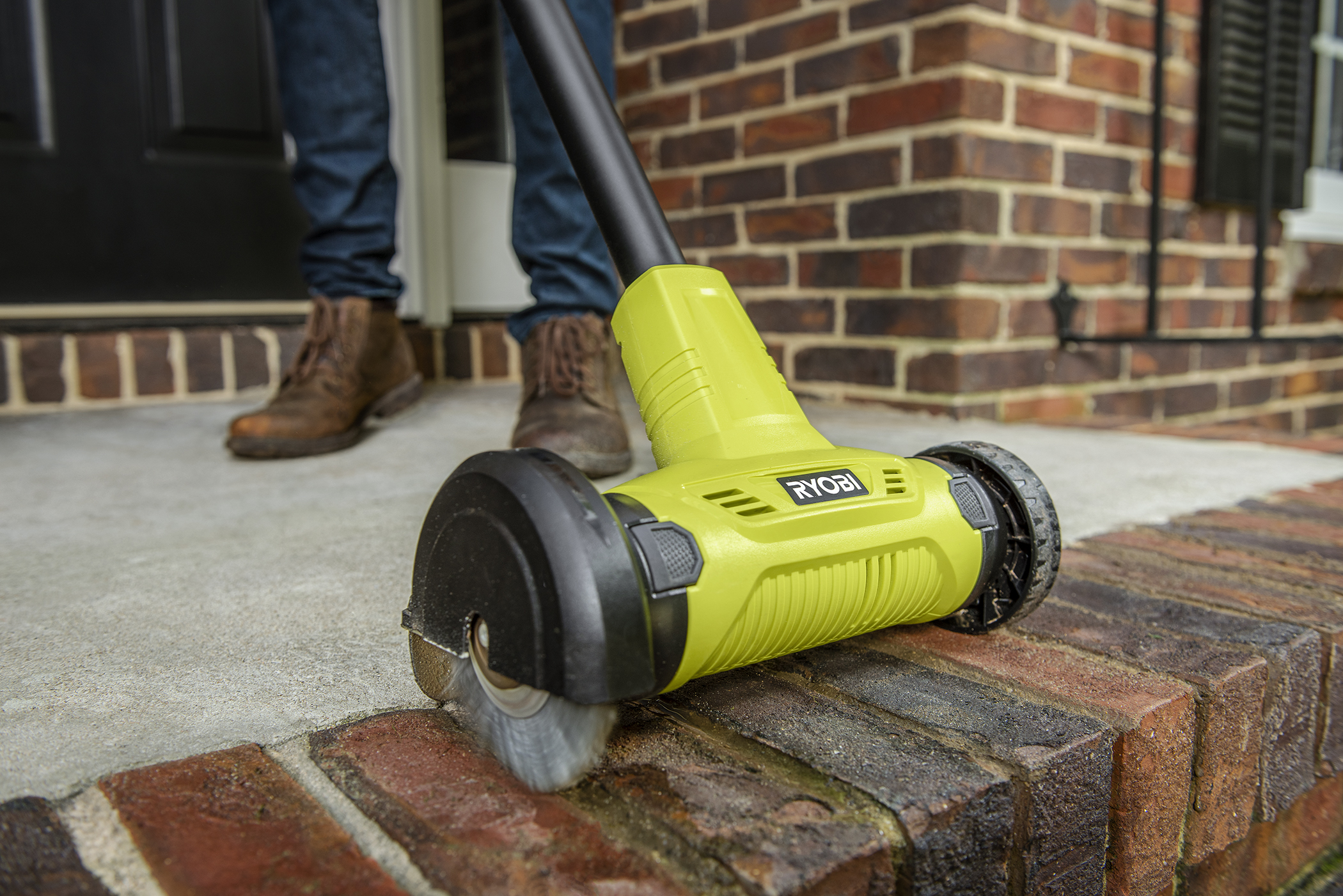 Product Features Image for 18V ONE+ OUTDOOR WIRE BRUSH PATIO CLEANER.