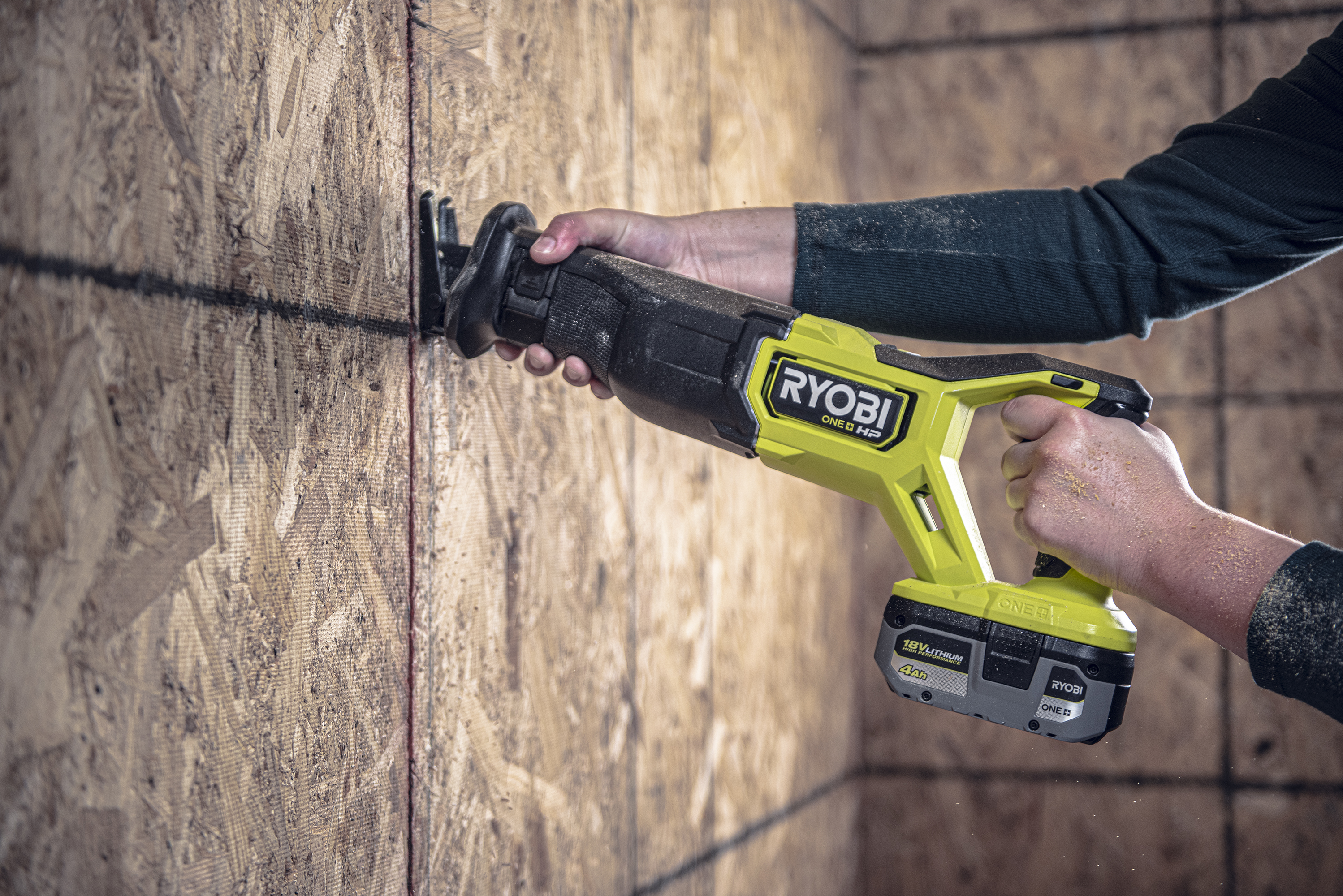 Ryobi reciprocating saw discount with battery and charger