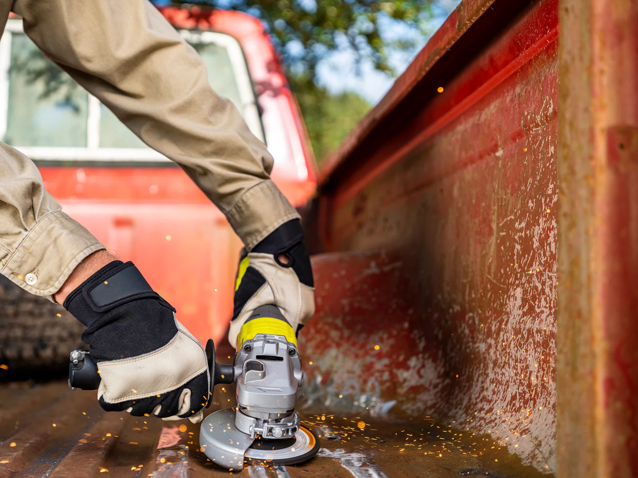 Product Features Image for 18V ONE+ 4-1/2" ANGLE GRINDER (TOOL ONLY).