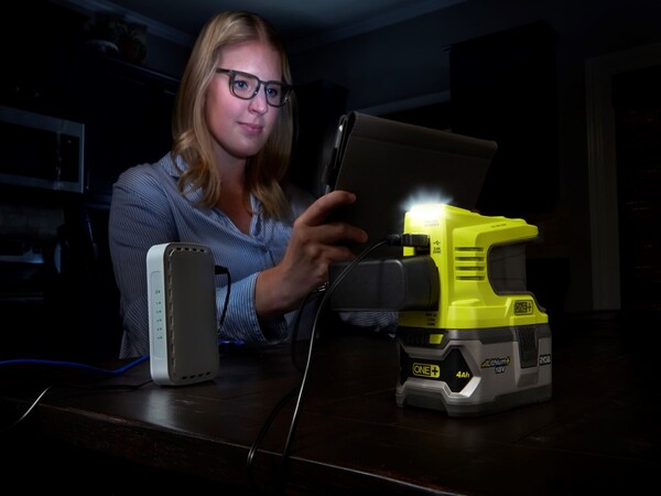 Product Features Image for 18V ONE+™ POWERSOURCE 150 Watt Battery Inverter.