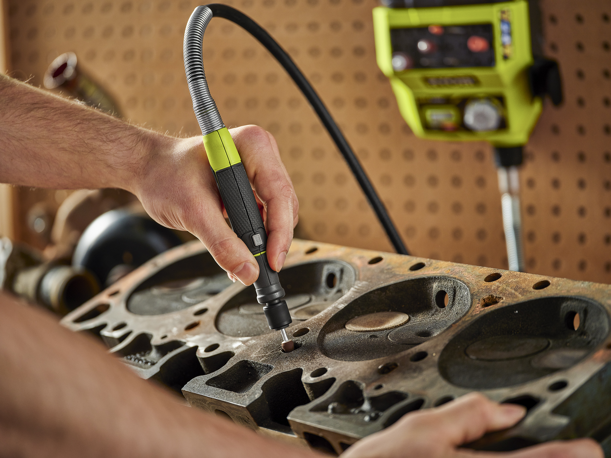 Product Features Image for 18V ONE+ ROTARY TOOL STATION.