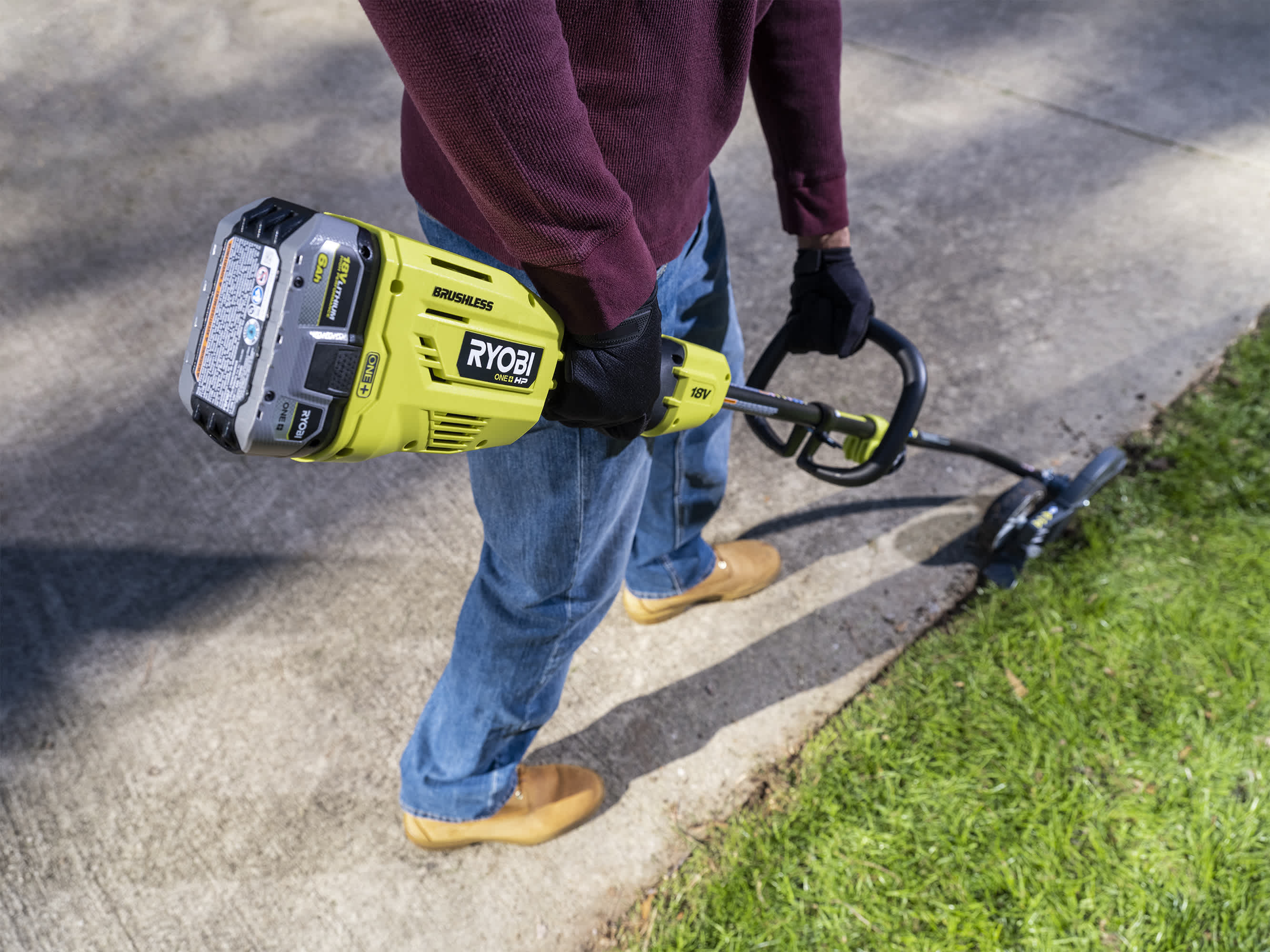 Product Features Image for 18V ONE+ HP BRUSHLESS 15" STRING TRIMMER KIT.