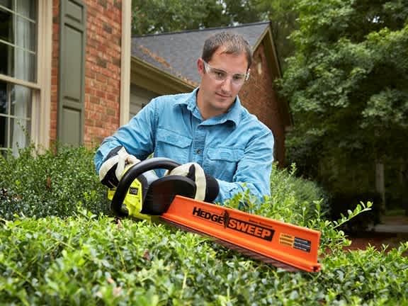 Product Features Image for 18V ONE+ 22" LITHIUM-ION CORDLESS HEDGE TRIMMER (TOOL ONLY).