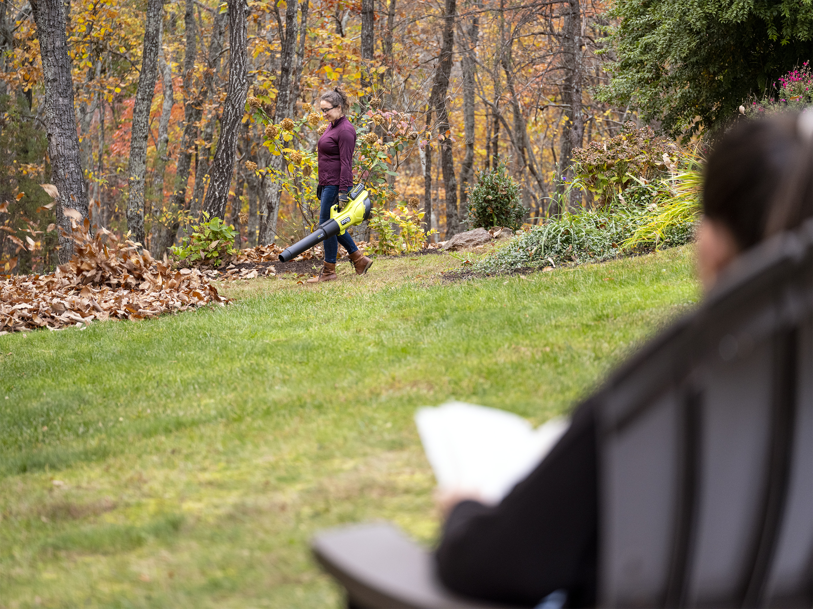 Product Features Image for 40V HP BRUSHLESS 600 CFM WHISPER SERIES BLOWER KIT.