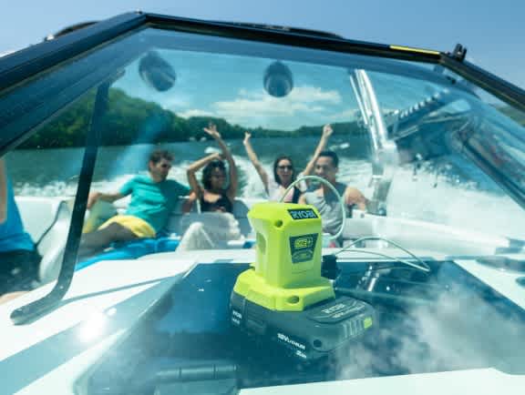 Product Features Image for 18V ONE+ PORTABLE POWER SOURCE.