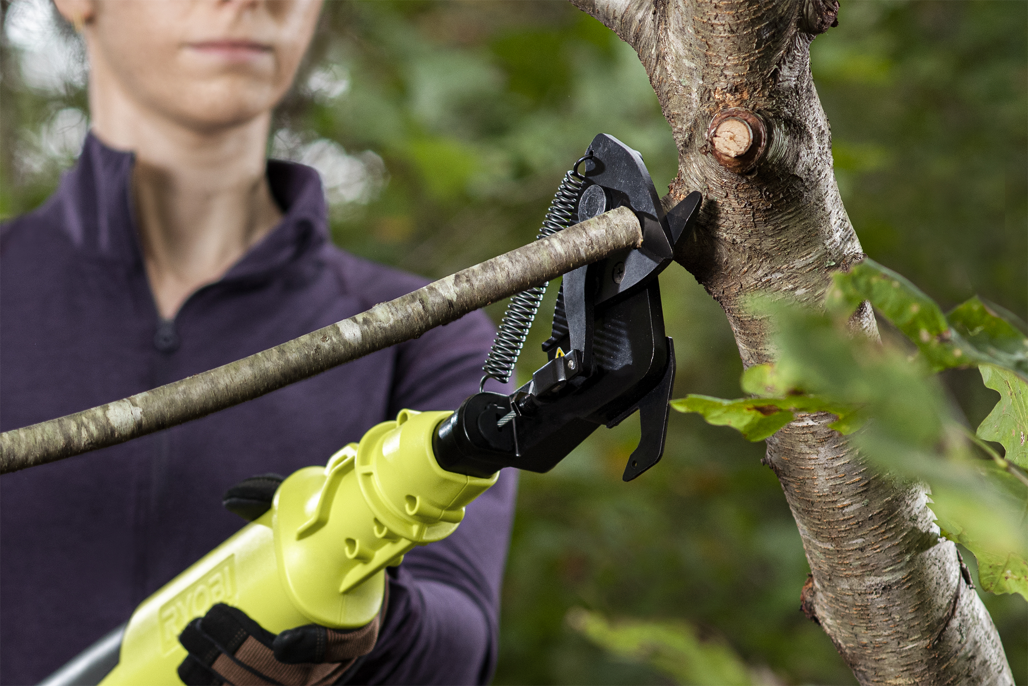 Product Features Image for 18V ONE+ LOPPER - TOOL ONLY.