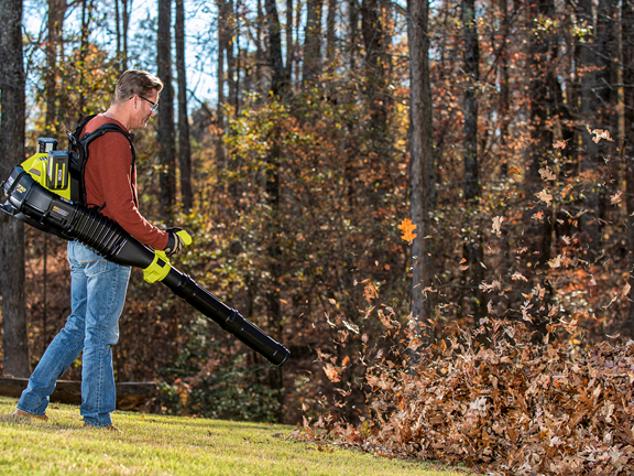 Product Features Image for 40V HP BRUSHLESS 730 CFM WHISPER SERIES BACKPACK BLOWER.