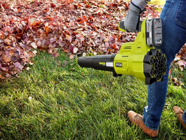 Ryobi cordless store fan blower