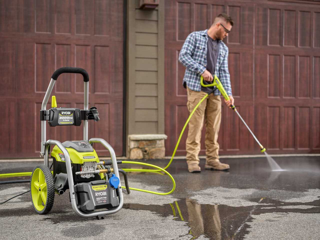 Product Features Image for 3000 PSI 1.1 GPM BRUSHLESS ELECTRIC PRESSURE WASHER.