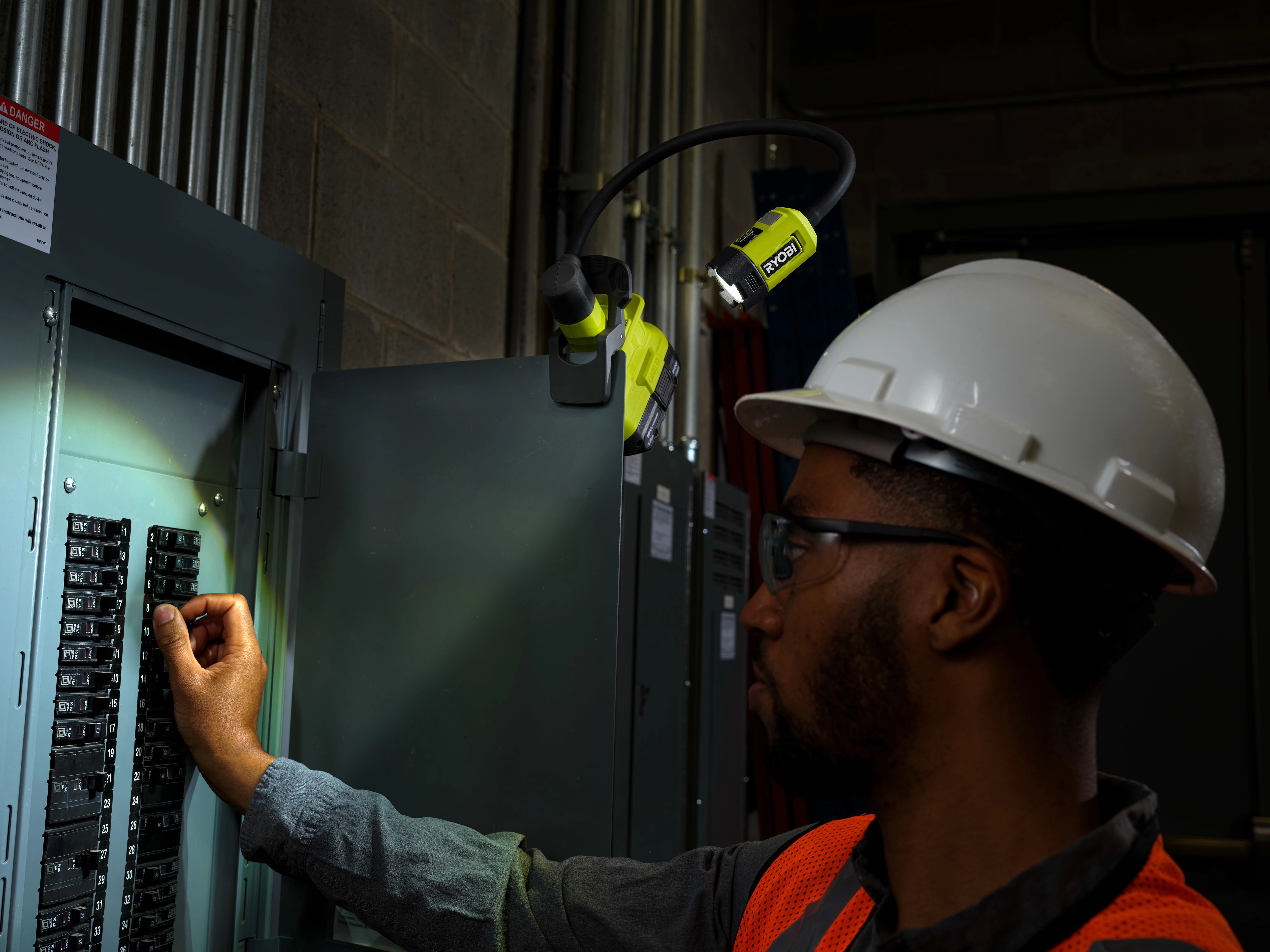 Product Features Image for 18V ONE+ FLEXIBLE LED CLAMP LIGHT KIT.