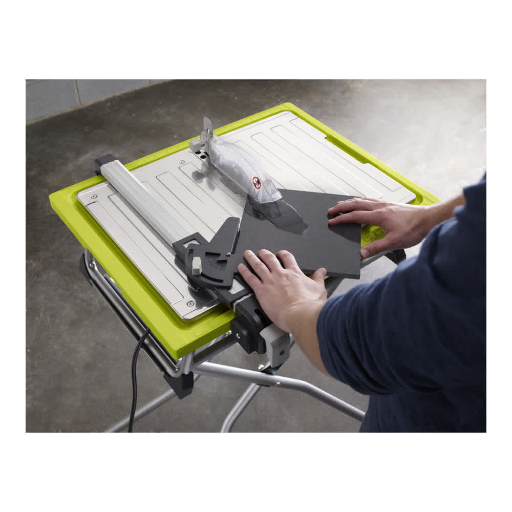 Product Features Image for 7 IN. Tabletop Tile Saw.