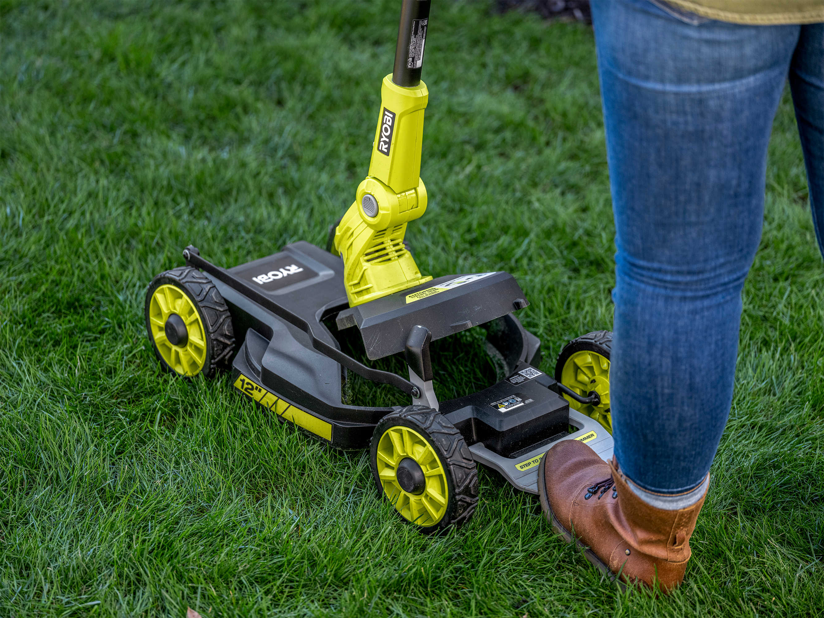 Product Features Image for 18V ONE+ 12" 3-IN-1 STRING TRIMMER, MOWER, AND EDGE (TOOL ONLY).