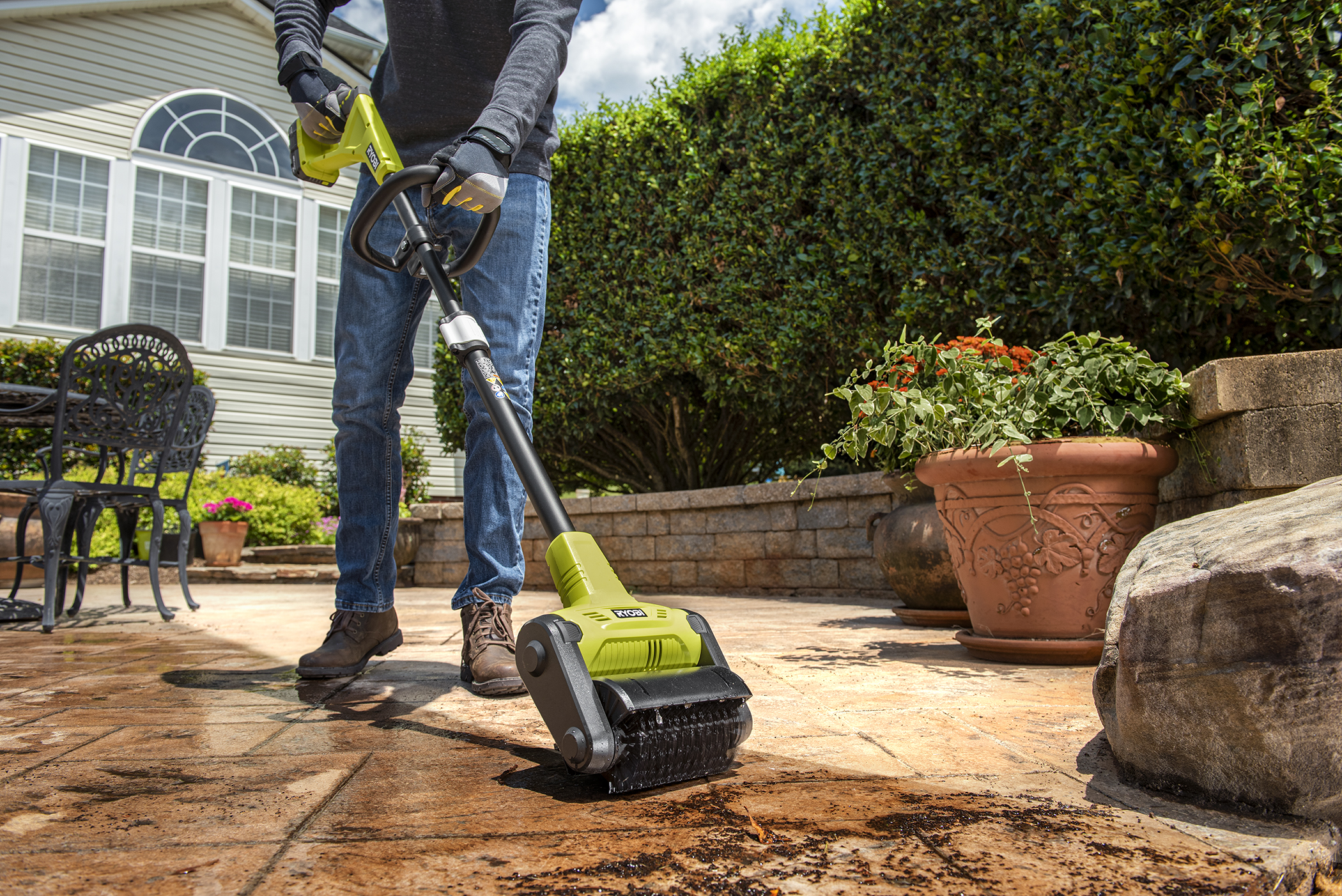 Product Features Image for 18V ONE+ OUTDOOR PATIO SWEEPER.