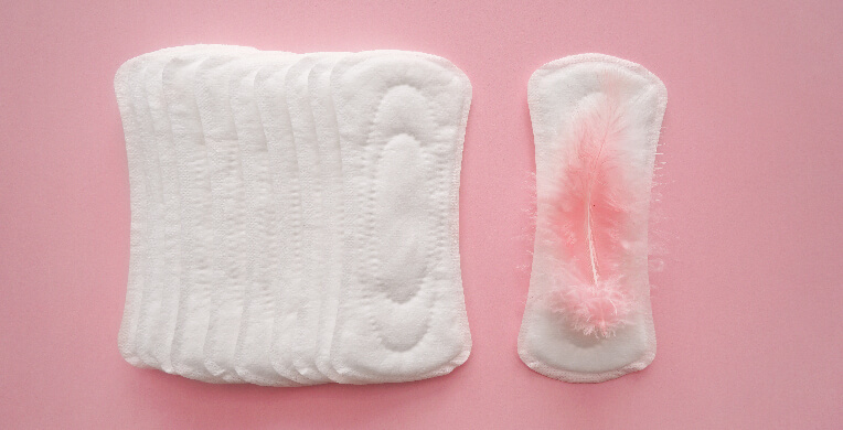 los-colicos-menstruales-fuertes-y-coagulos-se-relacionan-int-articulo-1