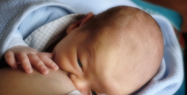 ¿Qué impacto psicológico tiene la lactancia materna
