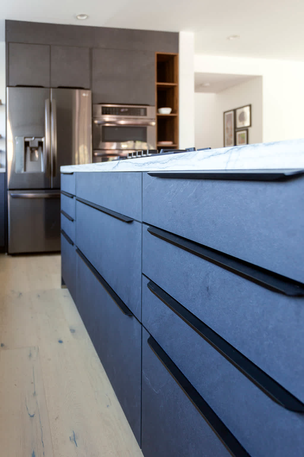 hari-side-perspective-cabinetry-fronts