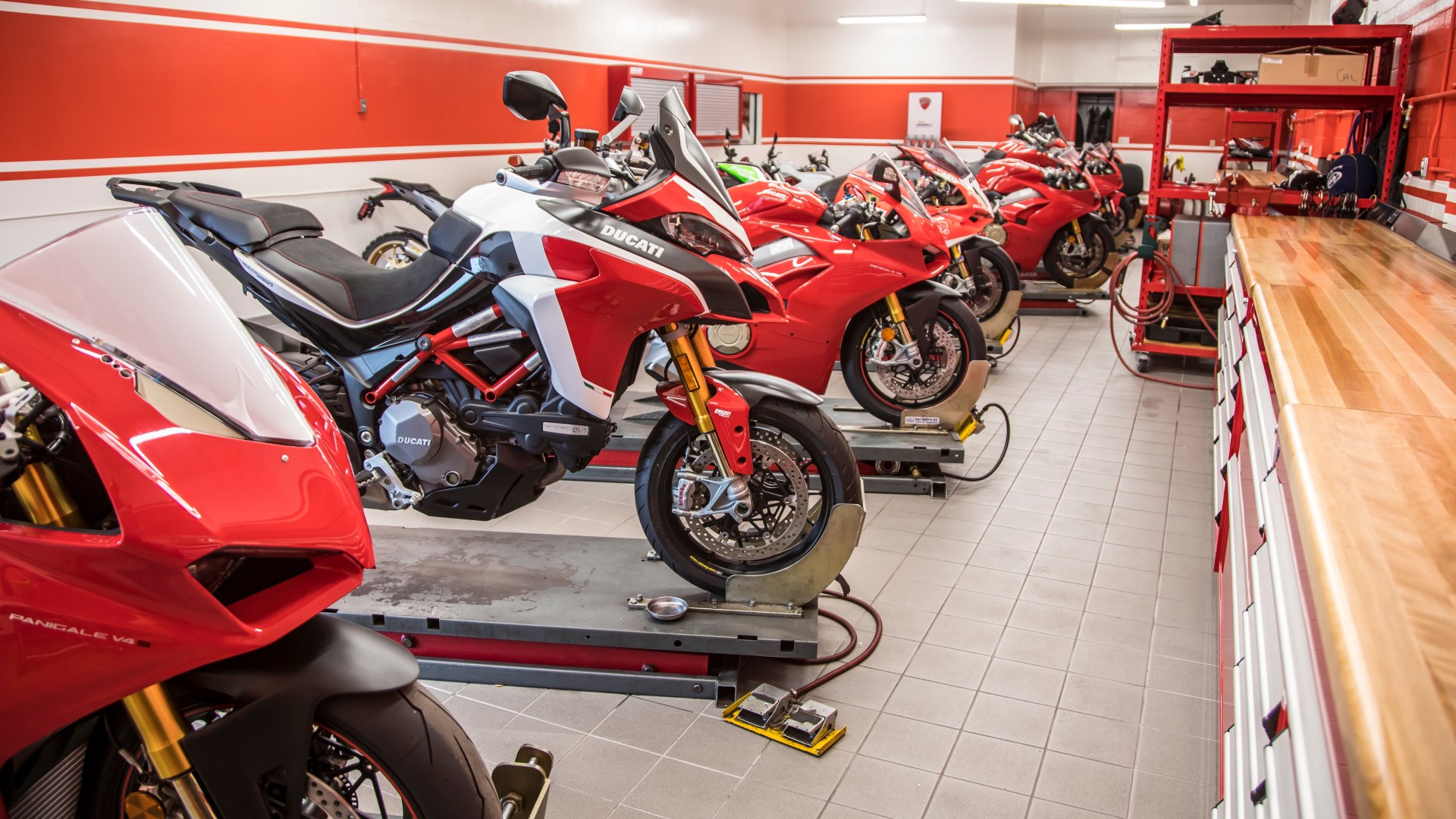 Ducati Moto Showroom