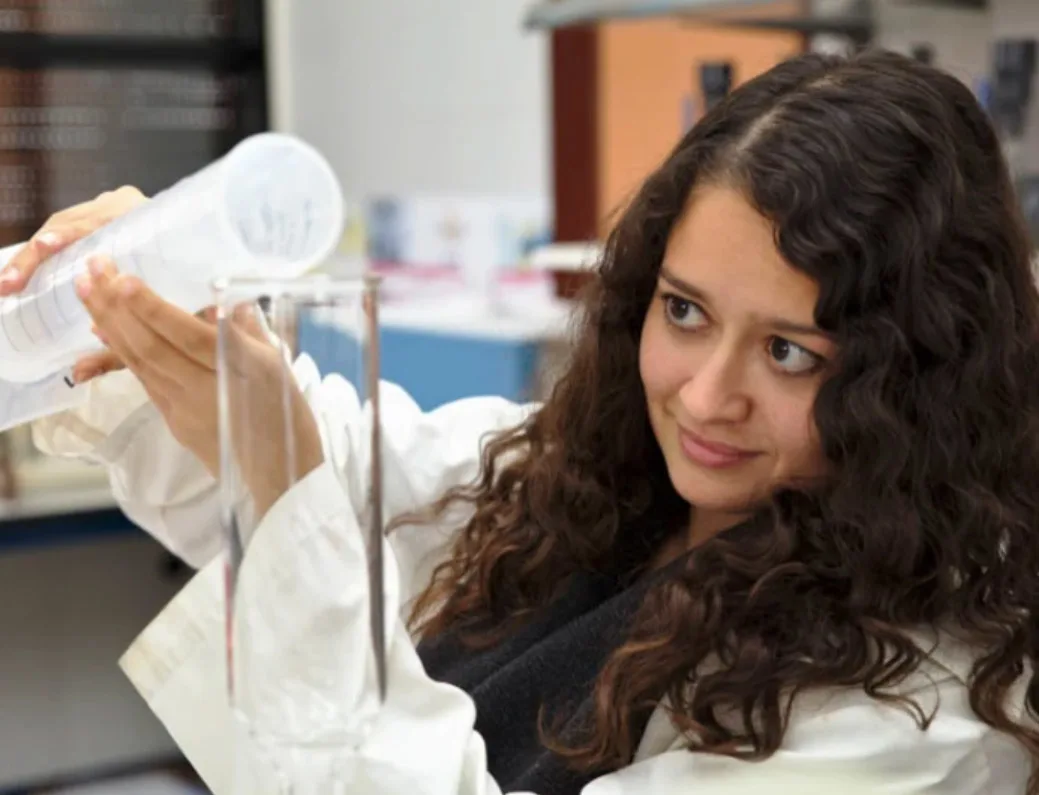 Lidia Antonella Rivera, Honduras, scientist wins award for water quality research