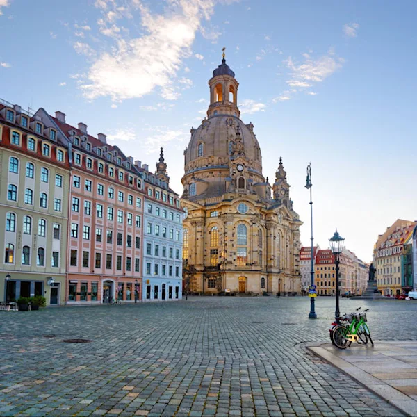 2509280859_iStock-1184808133-small