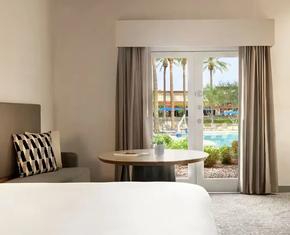 Hilton Scottsdale Resort guest room
