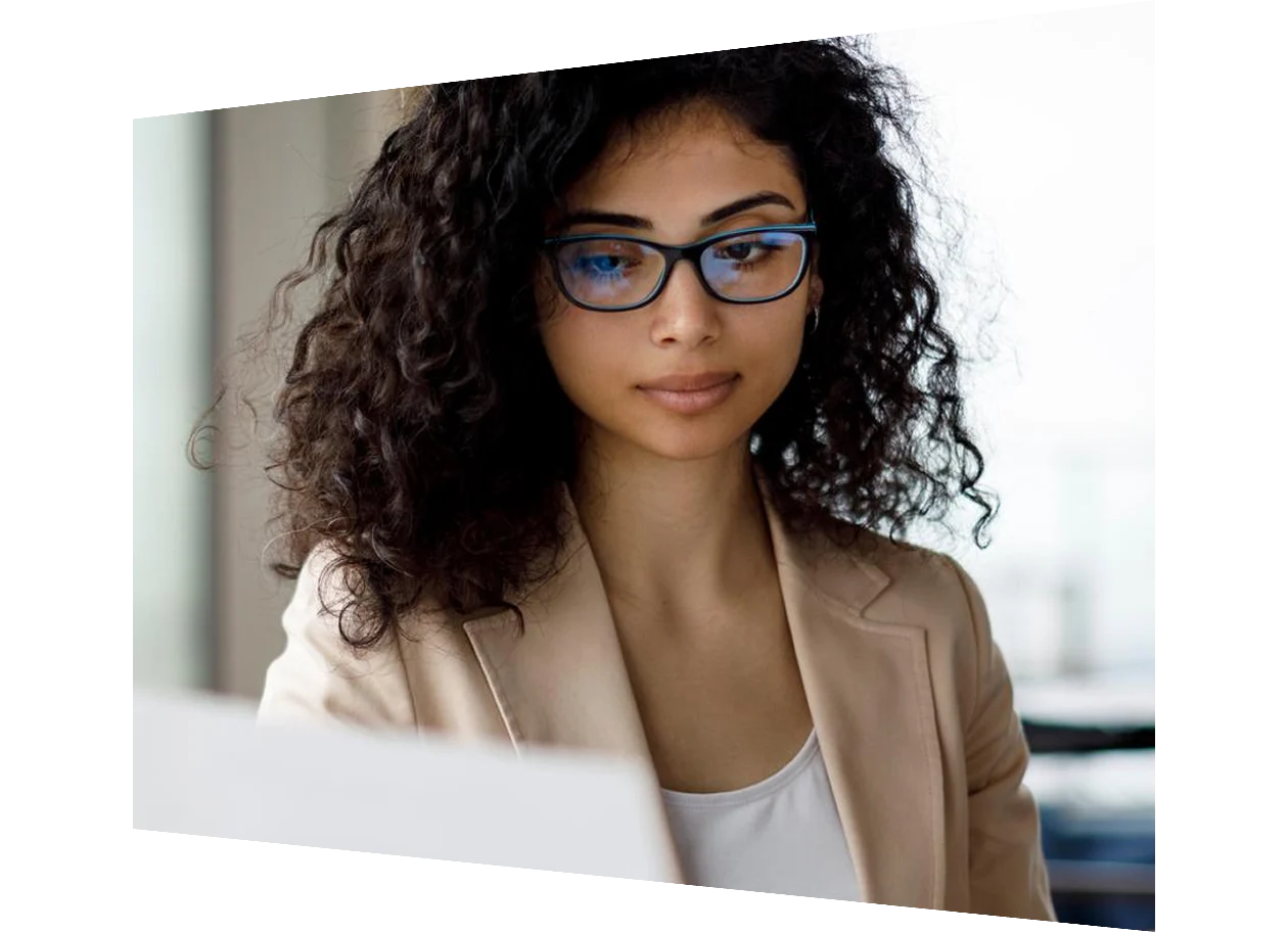 Young businesswoman preparing for business meeting
