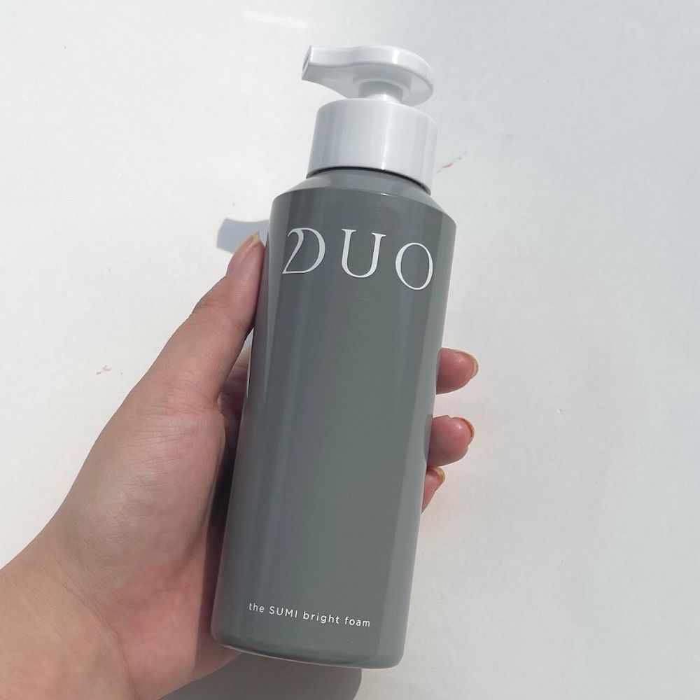 炭酸×炭の“神泡”で蓄積汚れを一掃。大人肌におすすめ・DUOの新洗顔お試しレポ - Lulucos